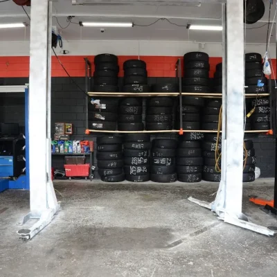 imgi_38_Tire-Plus-Service-Zone_1c313616bb5263805915b78c6763fd5a